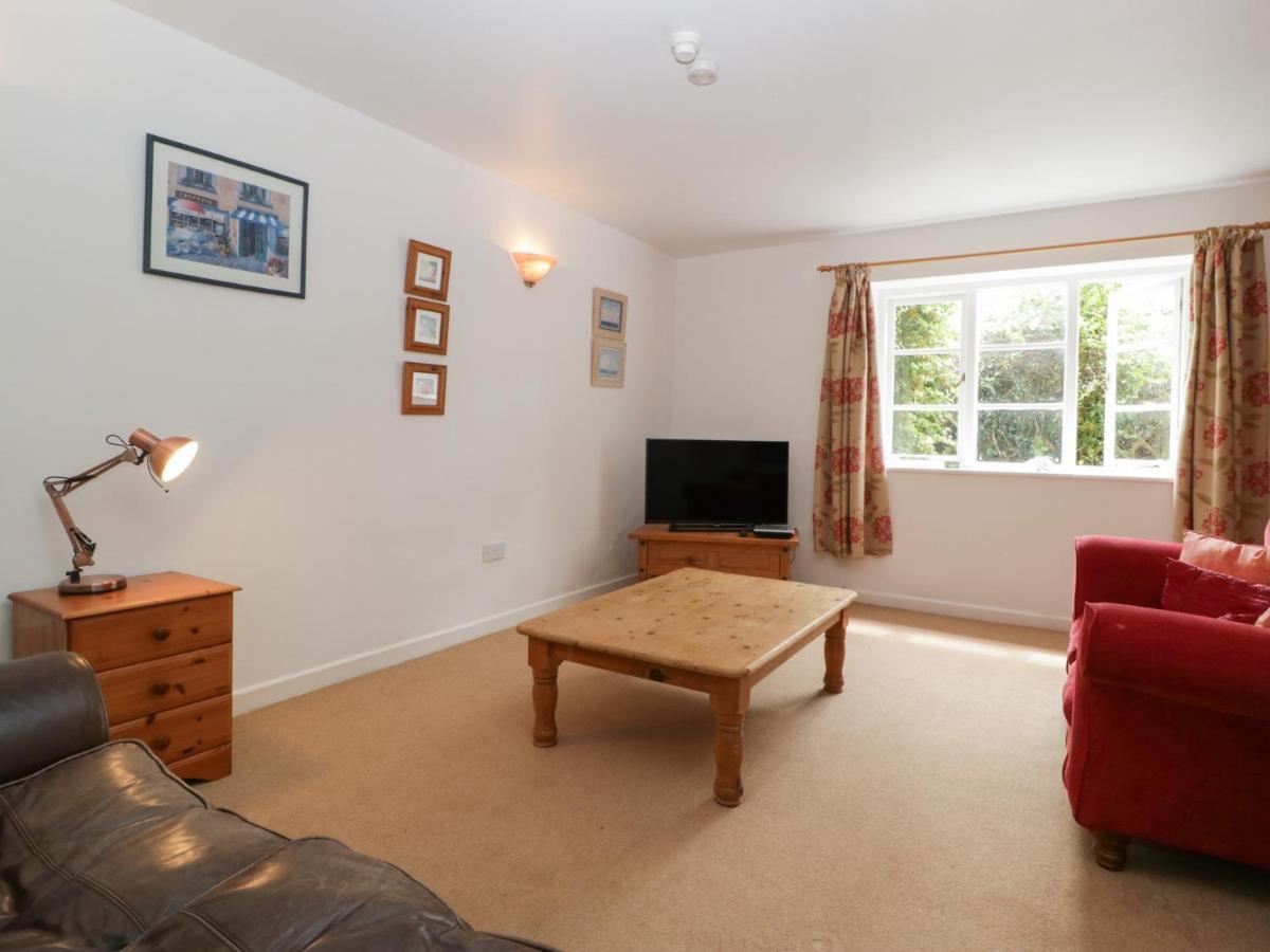 Wheelbarrow Cottage Stoke Prior  ภายนอก รูปภาพ
